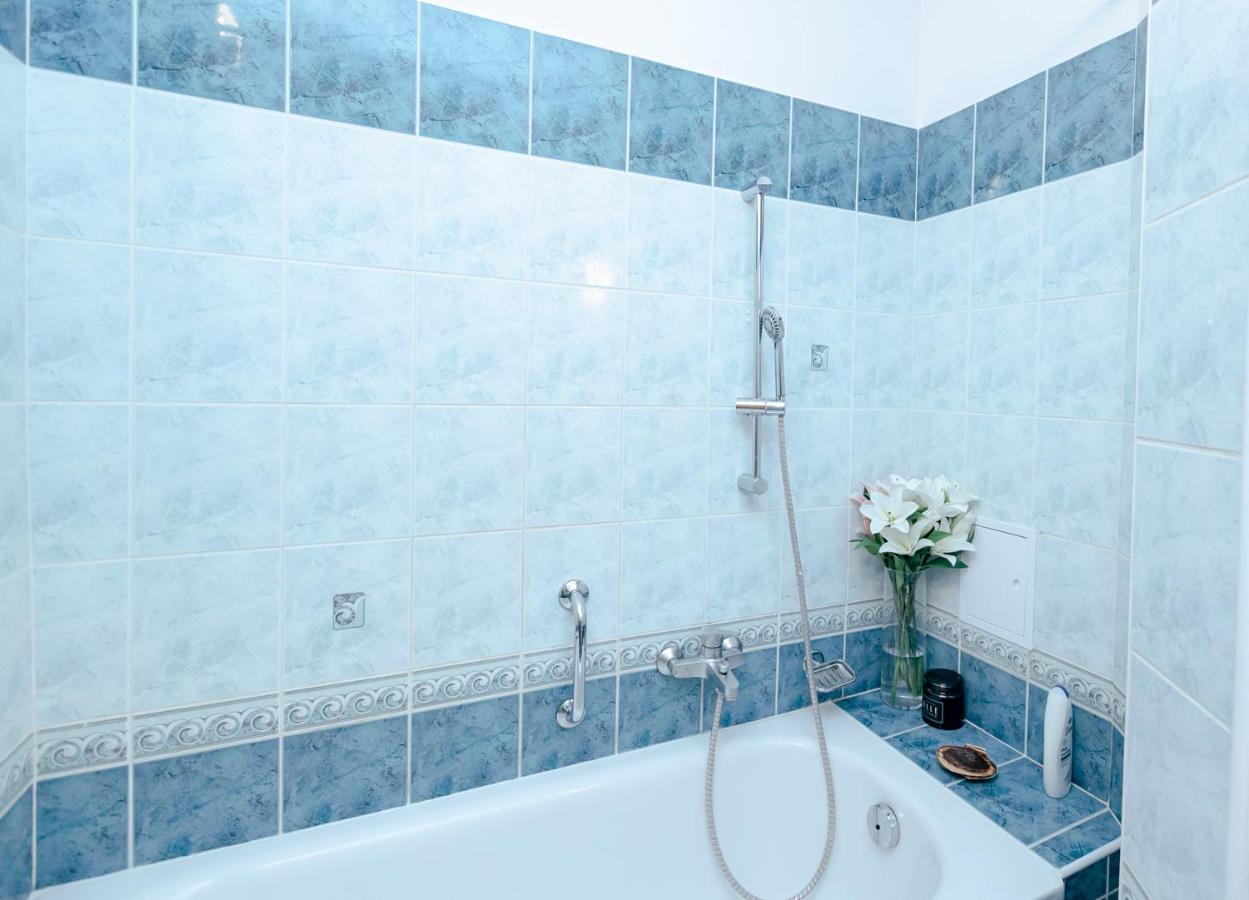 Wilcza 3 Blue - 260 Metrow Od Ambasady Usa - Better Rental Varsavia Esterno foto